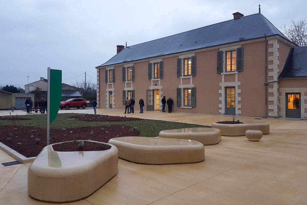 Mairie d'Argentonl’Église Bureaux & Administrations AFORPAQ