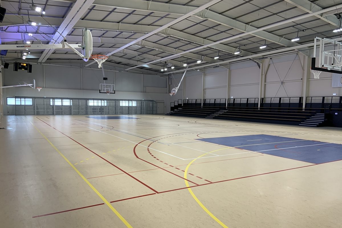 L'HERBERGEMENT Salle de sports