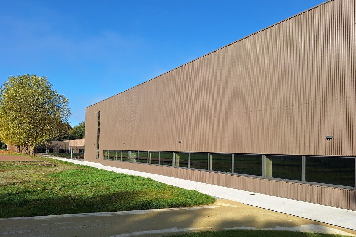 LES HERBIERS - Salle de sports Lycée Jean 23