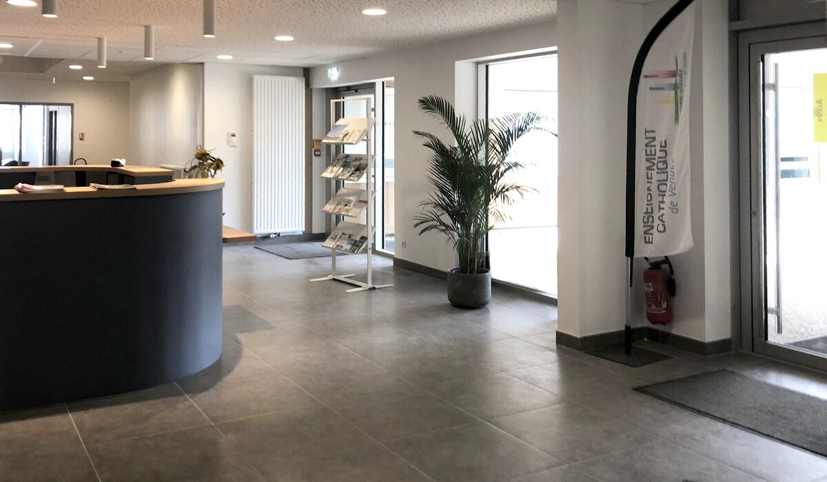 LA ROCHE SUR YON - Bureaux de la DEC de Vendée