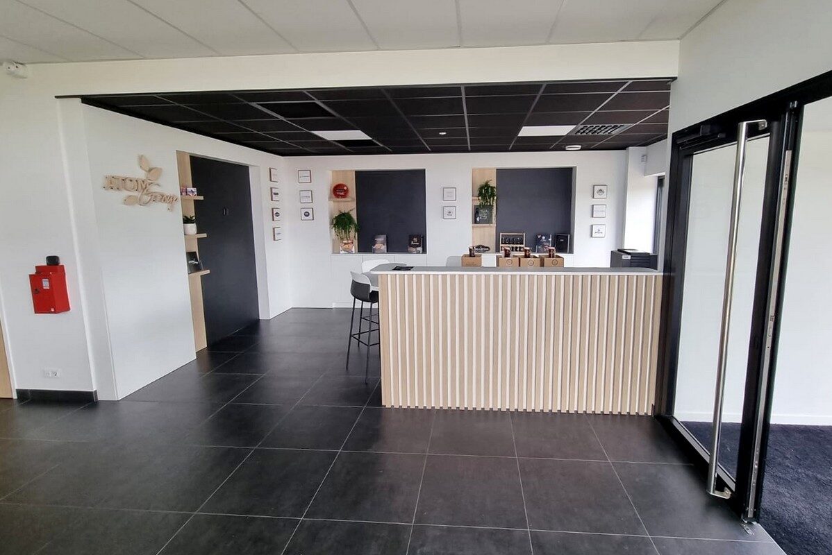 LES SABLES D'OLONNE Atom GroupLES SABLES D'OLONNE Atom GroupLES SABLES D'OLONNE Atom Group