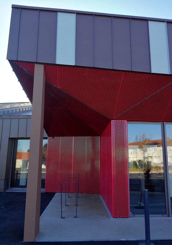 LE MAY SUR EVRE-Espace intergénérationnel