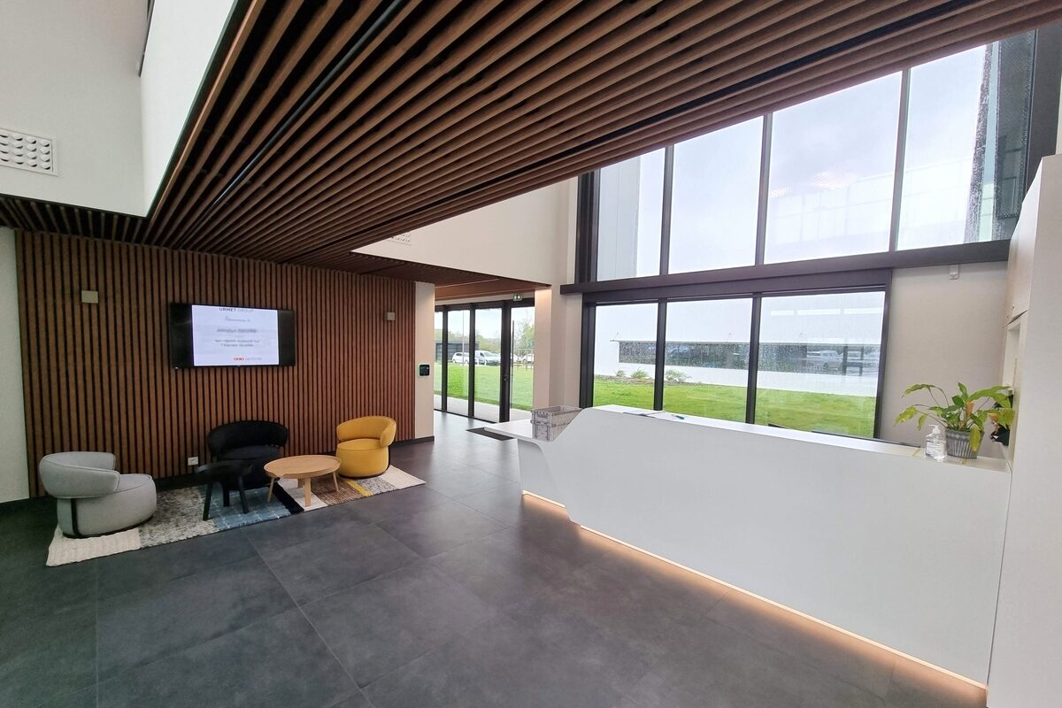 CHOLET-URMET-BUREAUX ET ATELIERS