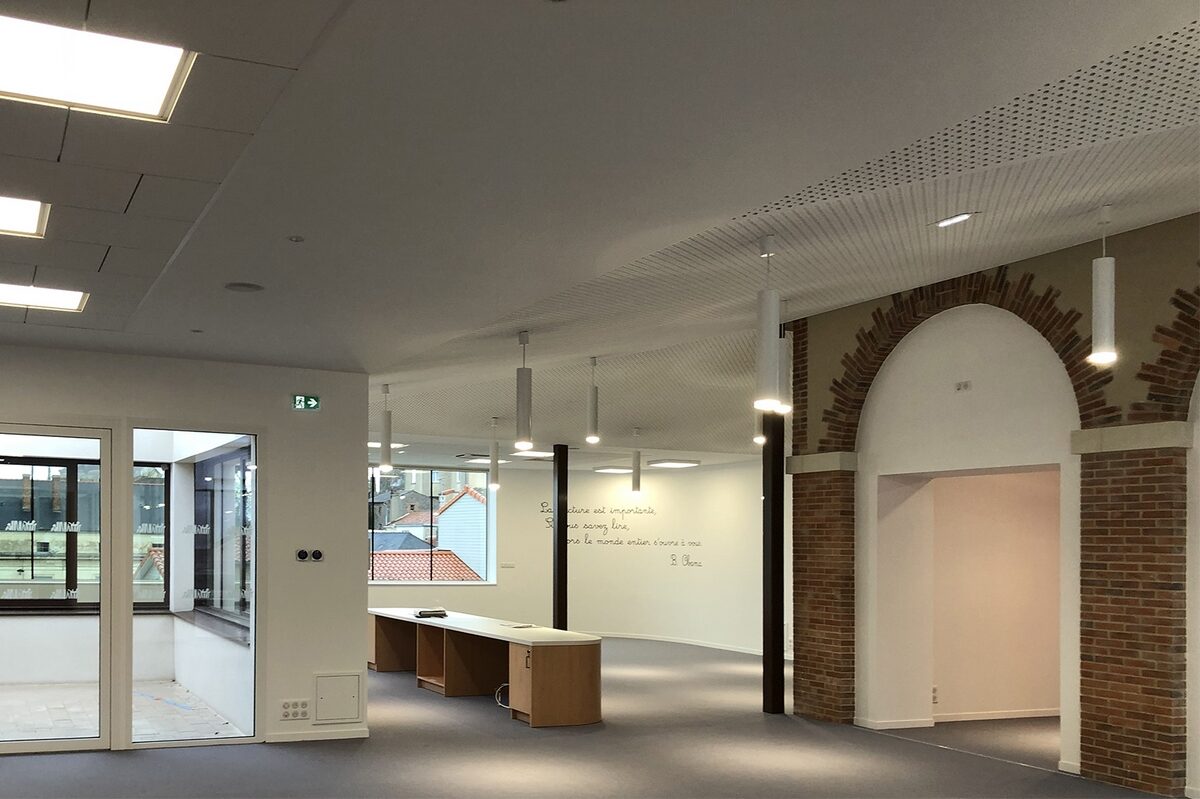 VIHIERS-Bibliothèque